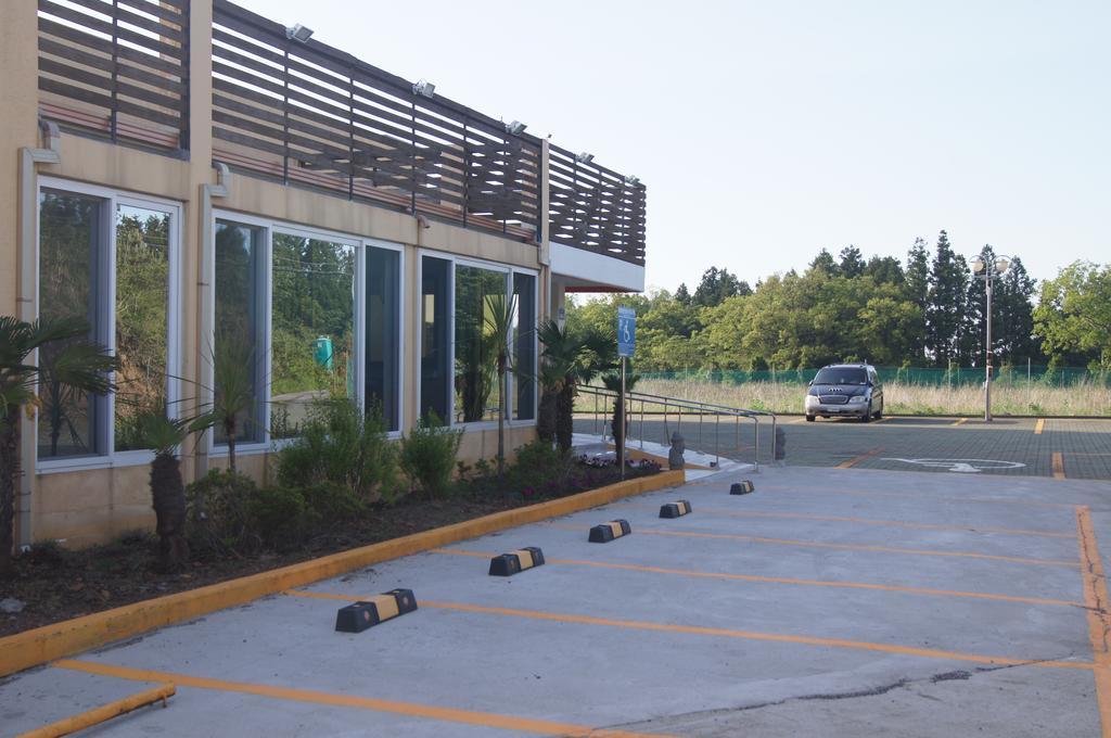Geomunoreum Hostel Čedžu Exteriér fotografie