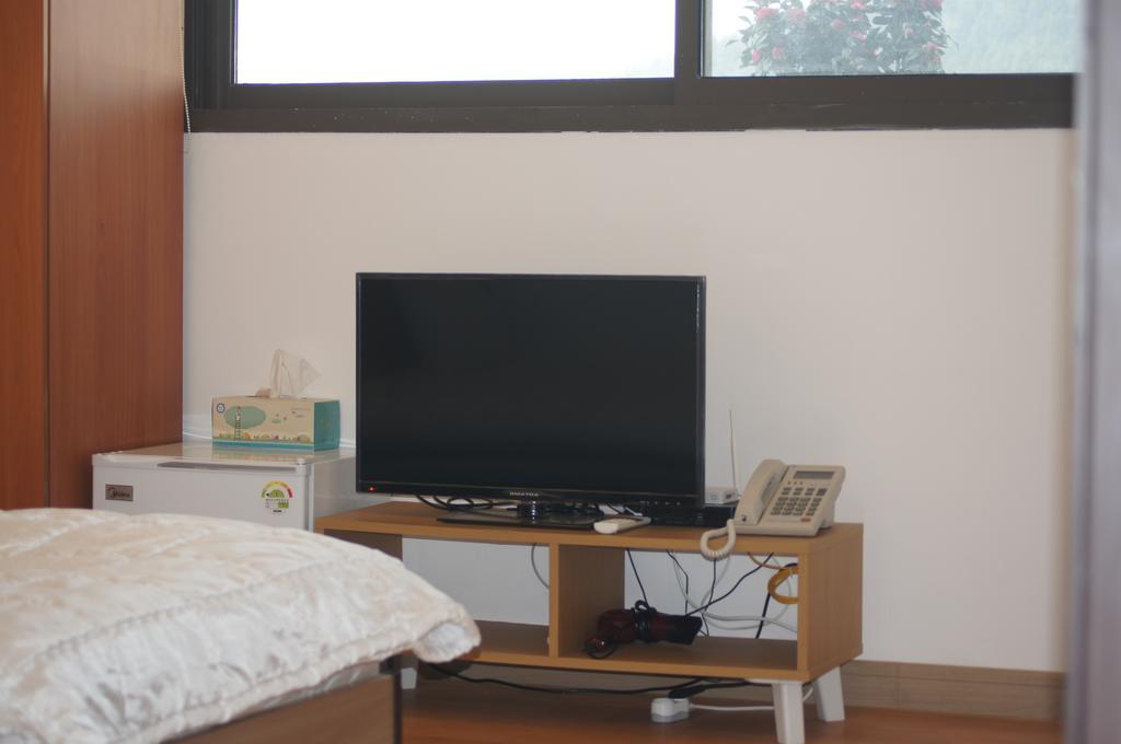 Geomunoreum Hostel Čedžu Exteriér fotografie